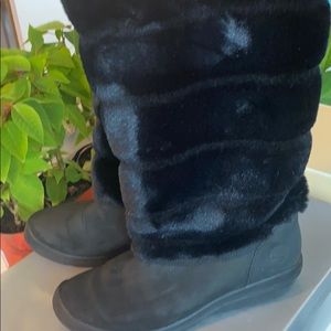 Timberland Kickadilla Black faux fur boots